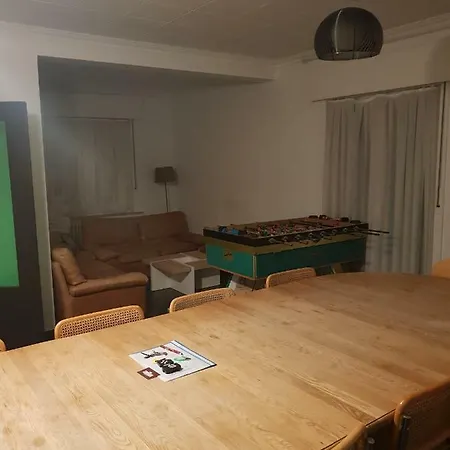 Vakantiewoning Whouse Tatil Evi Ronse